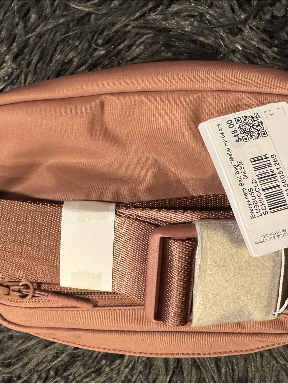 Lululemon Everywhere Belt Bag in Dusty Rose